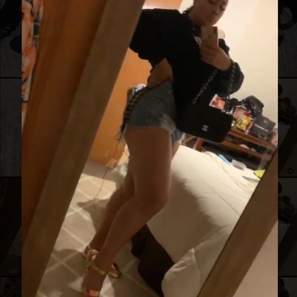 Meet your favorite Posher, Candy 🍭 - Picture 2 of 2